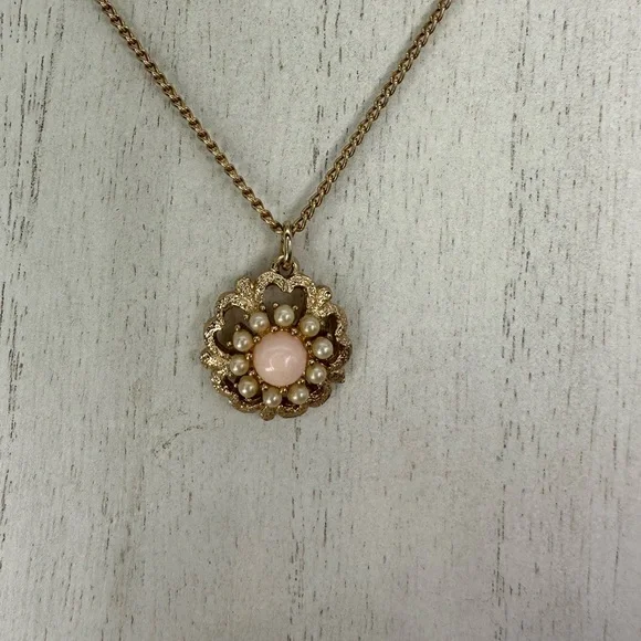 VINTAGE SIGNED SARAH COVENTRY SWEET FLOWER PENDANT NECKLACE - Picture 5 of 10